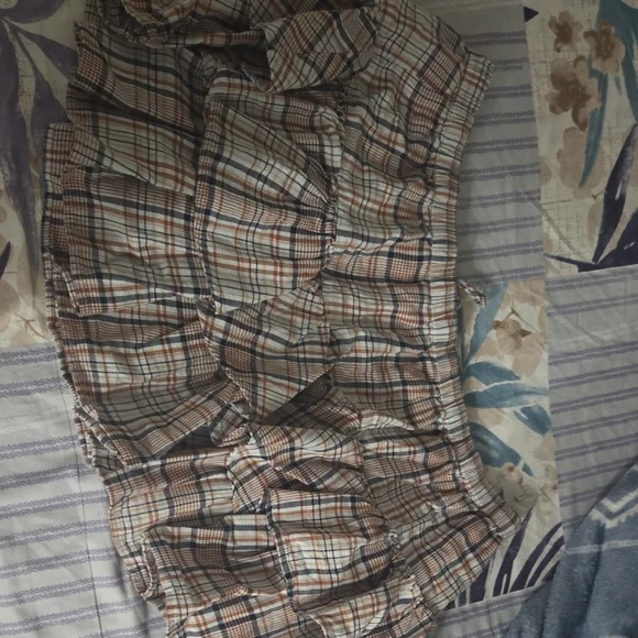 H&M Plaid Ruffle Skirt - Picture 3 of 4